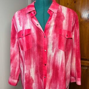 EUC - Chicos Fuscia and White Snap “button” closure Shirt - size 3